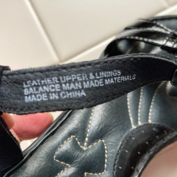 Born Thong Sandals Sz 8 Black Patent Leather Sling Back Women's Comfort Casual - Picture 7 of 14